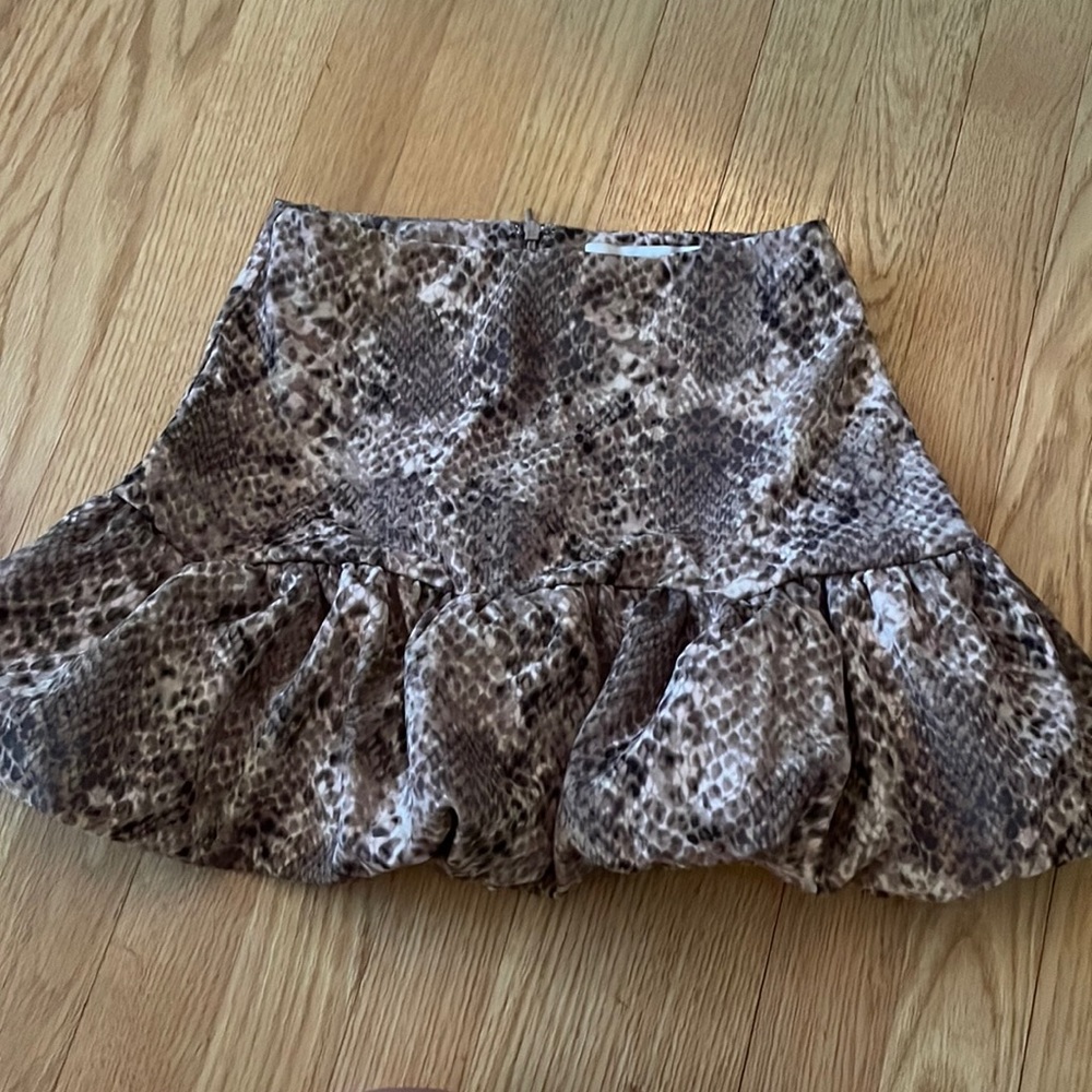 DO+BE snakeskin skirt